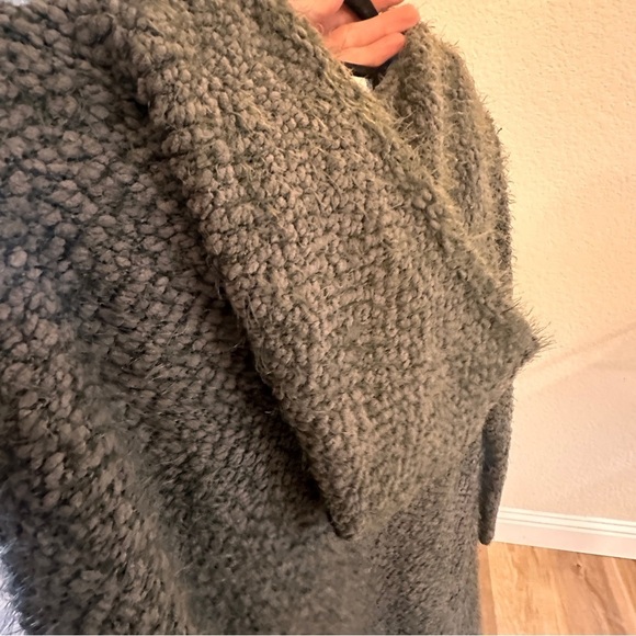 Lovestitch Green Hooded Sherpa Cardigan Open Front Pockets M/L Cozy Warm Layer - Picture 7 of 8